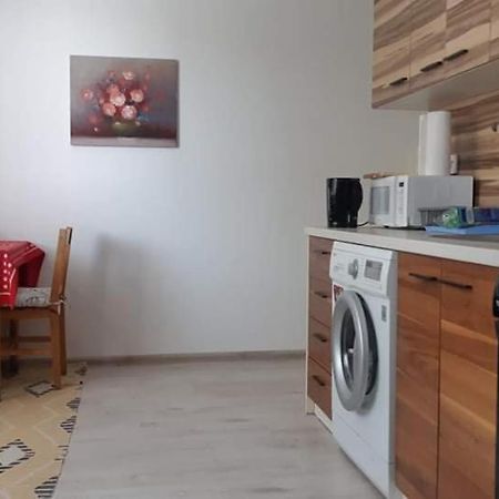 Szoba Konyha Lakas Komárno Zewnętrze zdjęcie